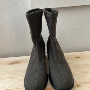 Camper Sock Boots | Olive Size 40